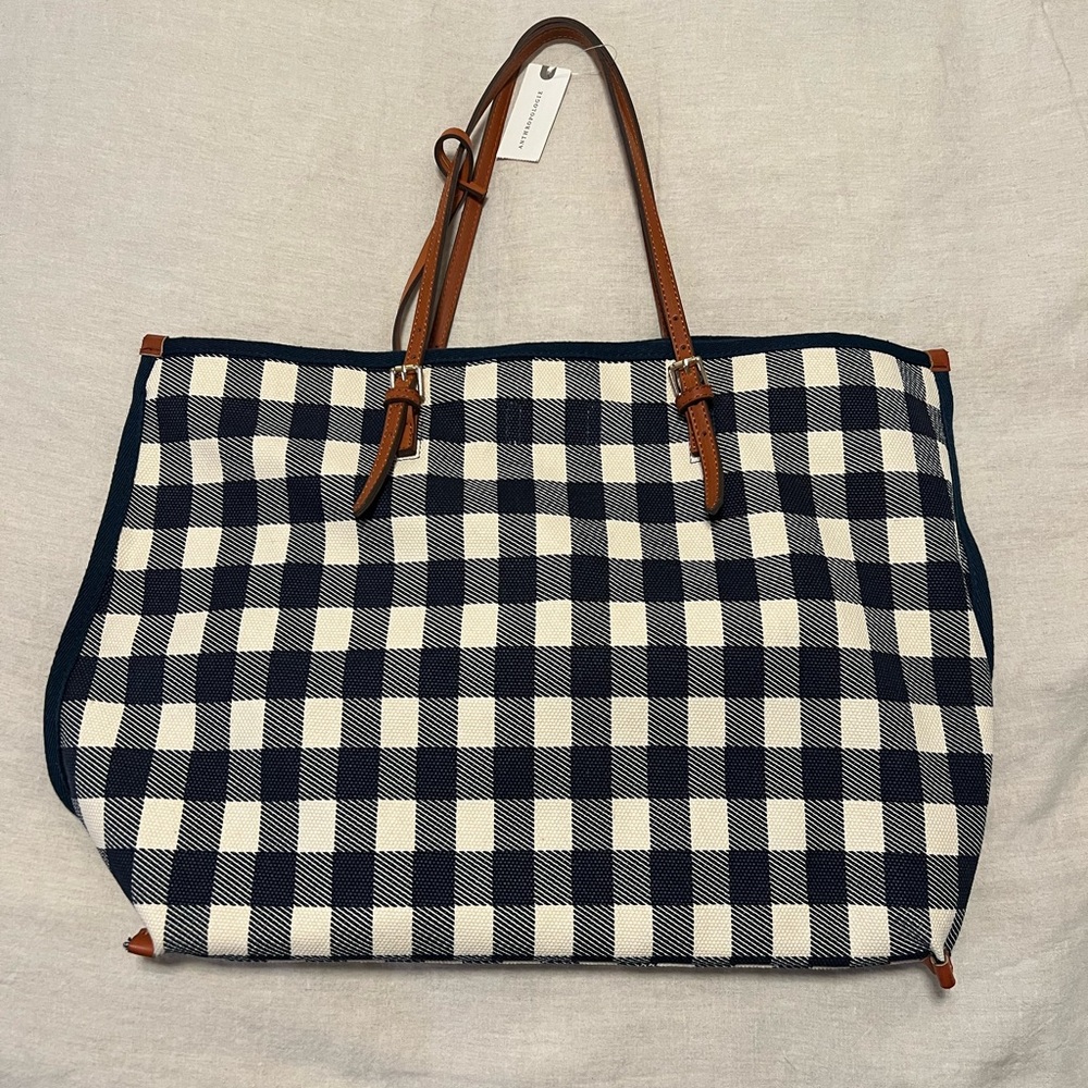 NWT Anthropology purse and wallet
